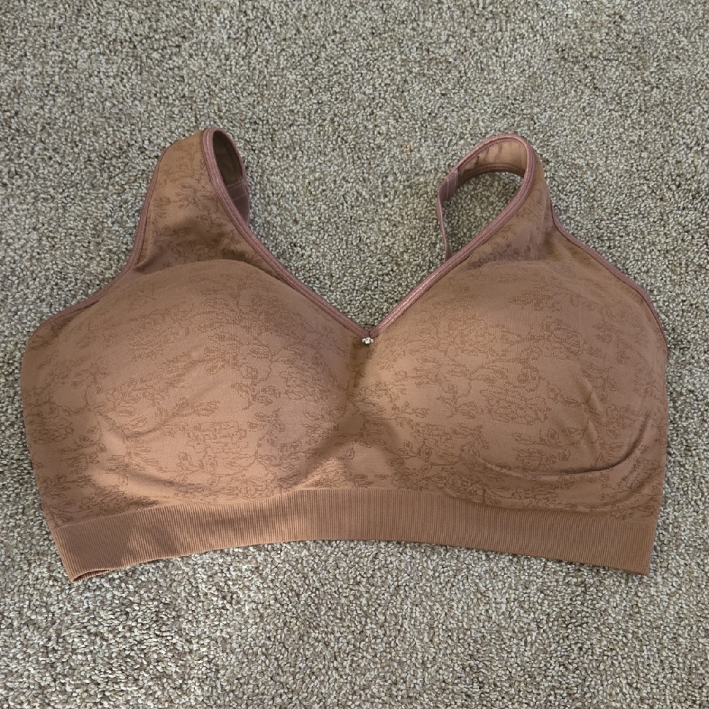 Breezies Smooth Floral Wireless Bra in Brown